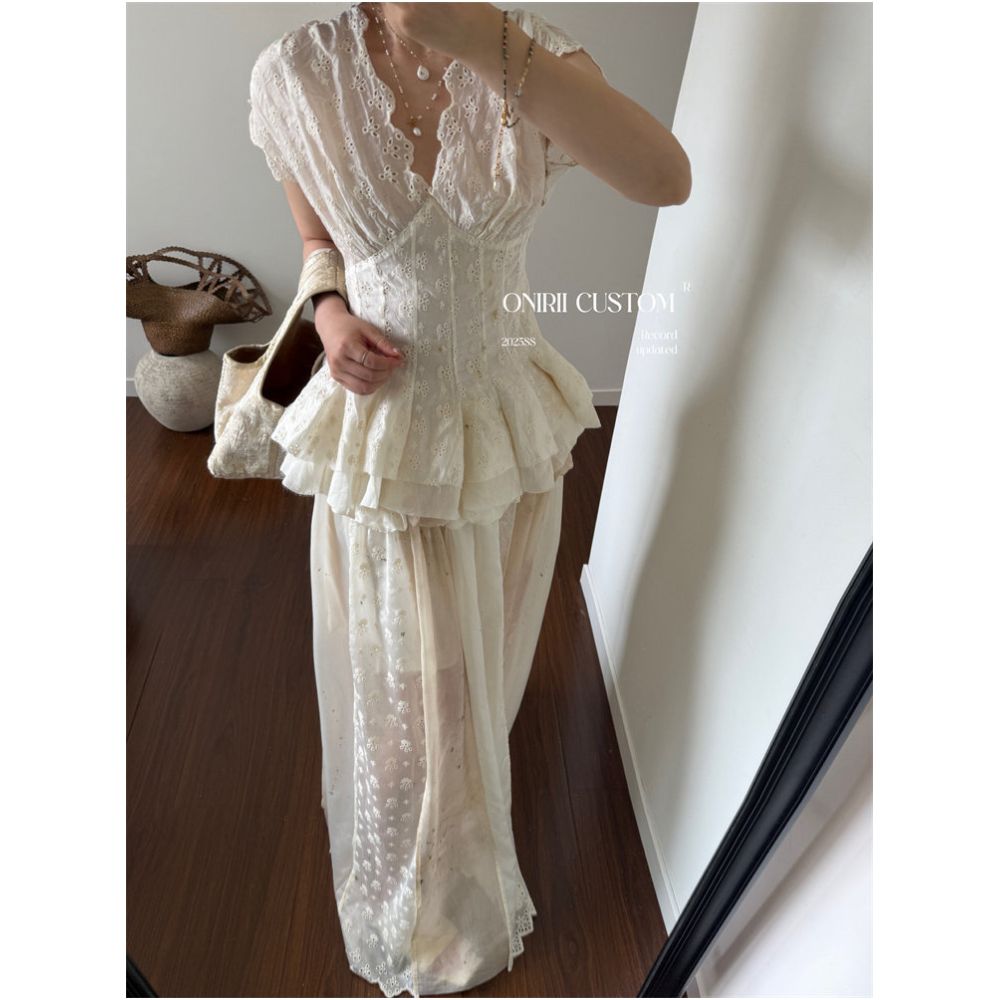 6 10 20 00 Correct Version Romantic Court Style Floral Dyed Petal Collar Crepe Dress with Hollowed Out Embroidery Top Skirt image 2