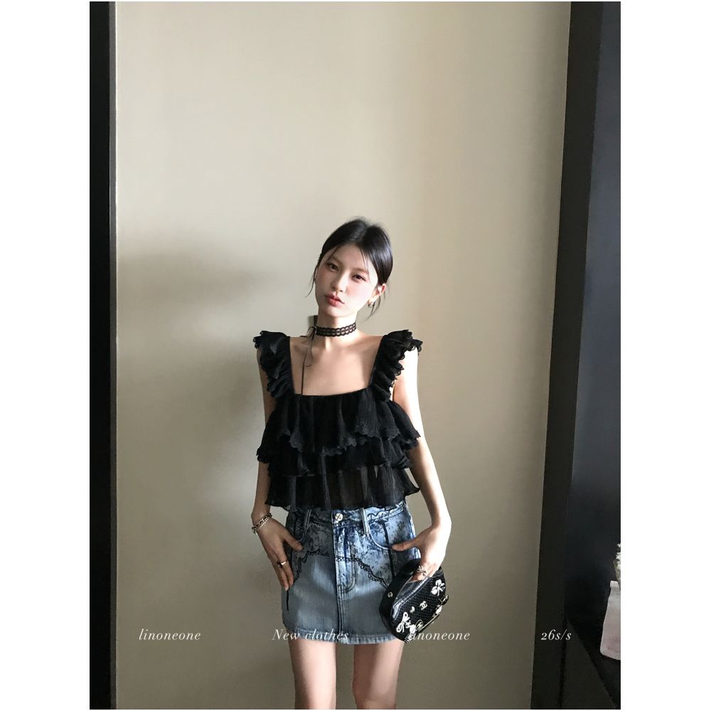 LINONEONE Milk Cake Sweet Wine Playful Heiress Square Neck Pleated Multi Layer Ruffle Short Sleeveless Top Vest image 1