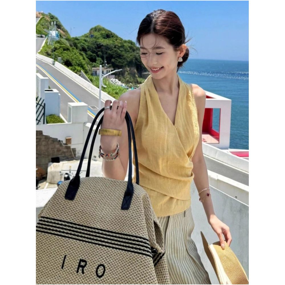 Yellow halter neck V neck camisole for women summer Thai resort style slim fit sleeveless suitable as an inner layer or outer layer image 2