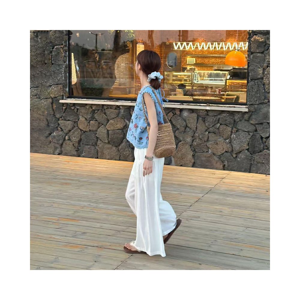 French retro style heavy duty floral embroidered sleeveless shirt for women summer 2025 new style brand boutique wavy edge top image 4