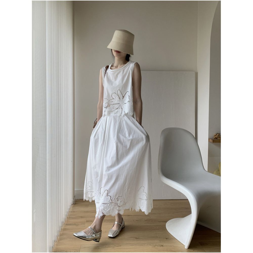 AoWen 2026 Summer French style hollowed out floral embroidered round neck sleeveless vest high waisted elastic skirt two piece set image 0
