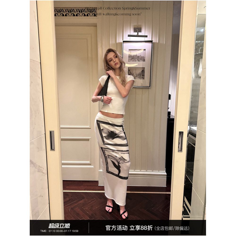 0122stepll Ink Dyed Pictorial White Short Sleeve T Shirt Women s Summer Hot Girl Slim Fit Printed Skirt Set image 0