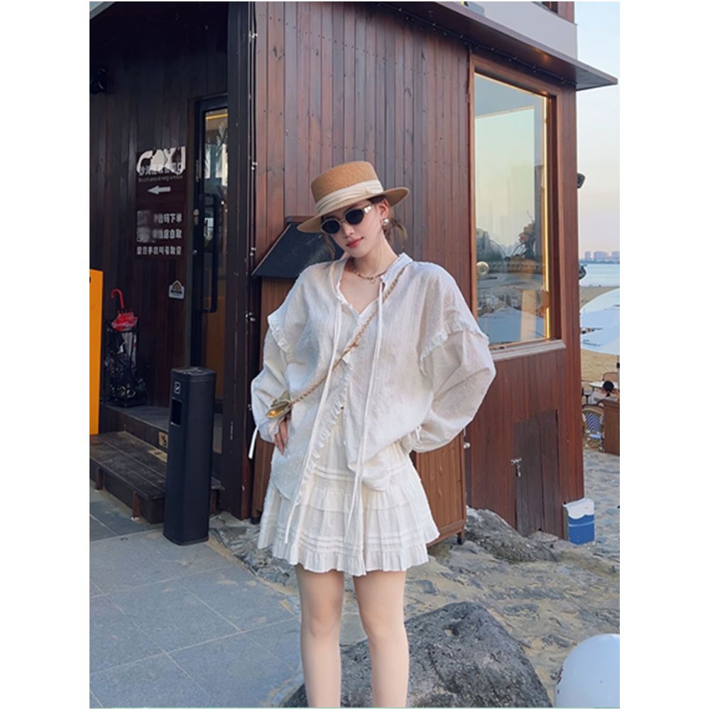 Super cute and alluring two piece set for women autumn fashion lace trimmed bell sleeves ribbon blouse and slimming skirt image 1
