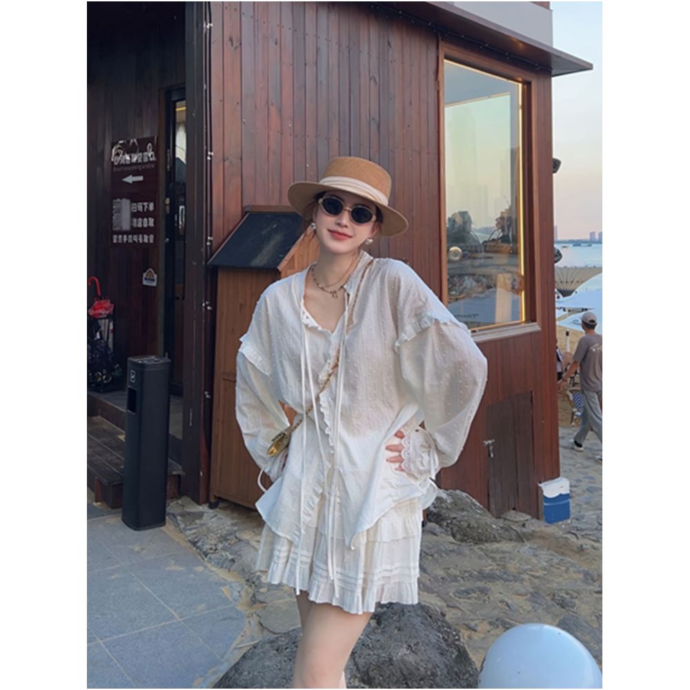 Super cute and alluring two piece set for women autumn fashion lace trimmed bell sleeves ribbon blouse and slimming skirt image 3