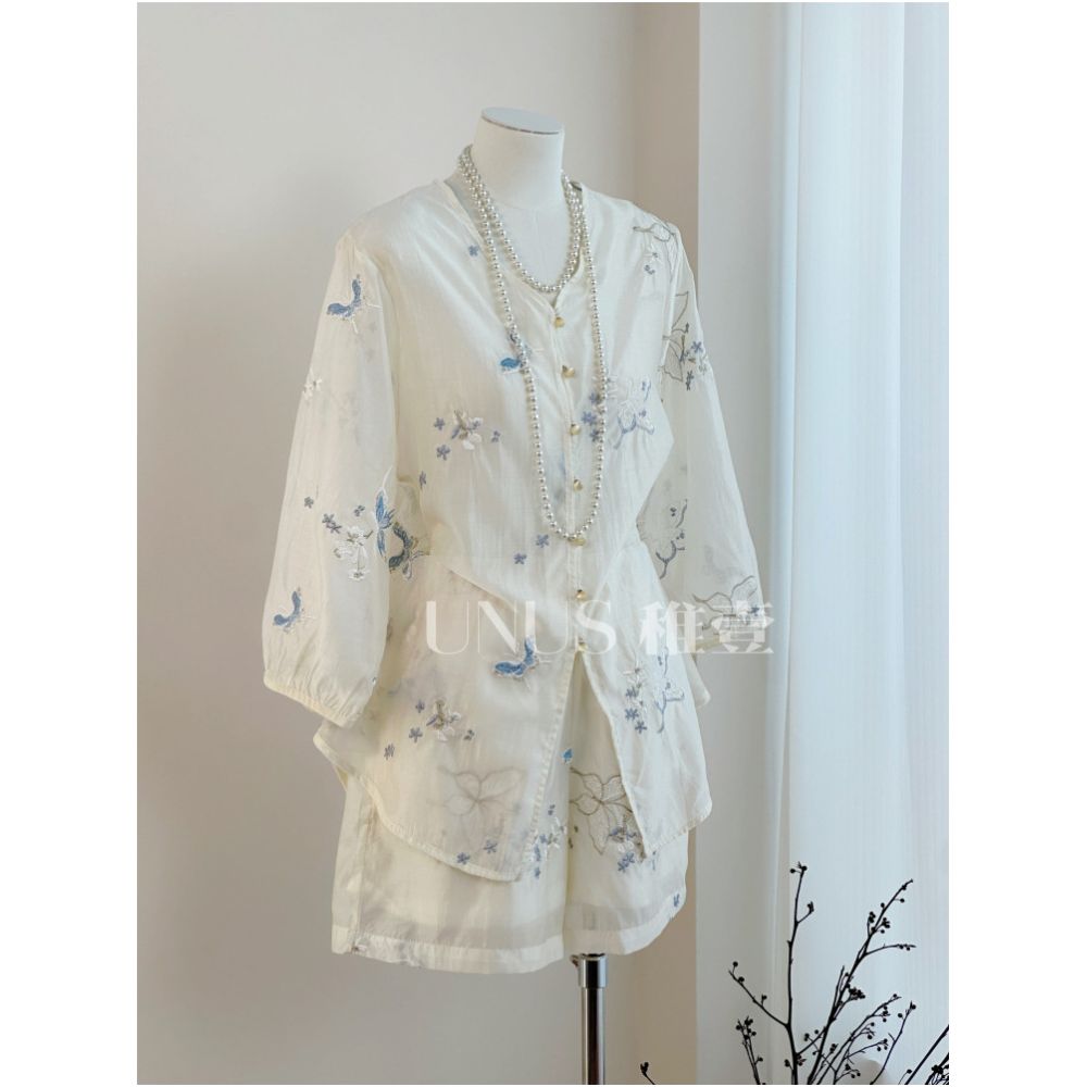 UNUS Childhood One Tencel Embroidered Shorts Two Piece Set New Chinese Style Summer New V Neck Jacquard Breathable Fashion image 0