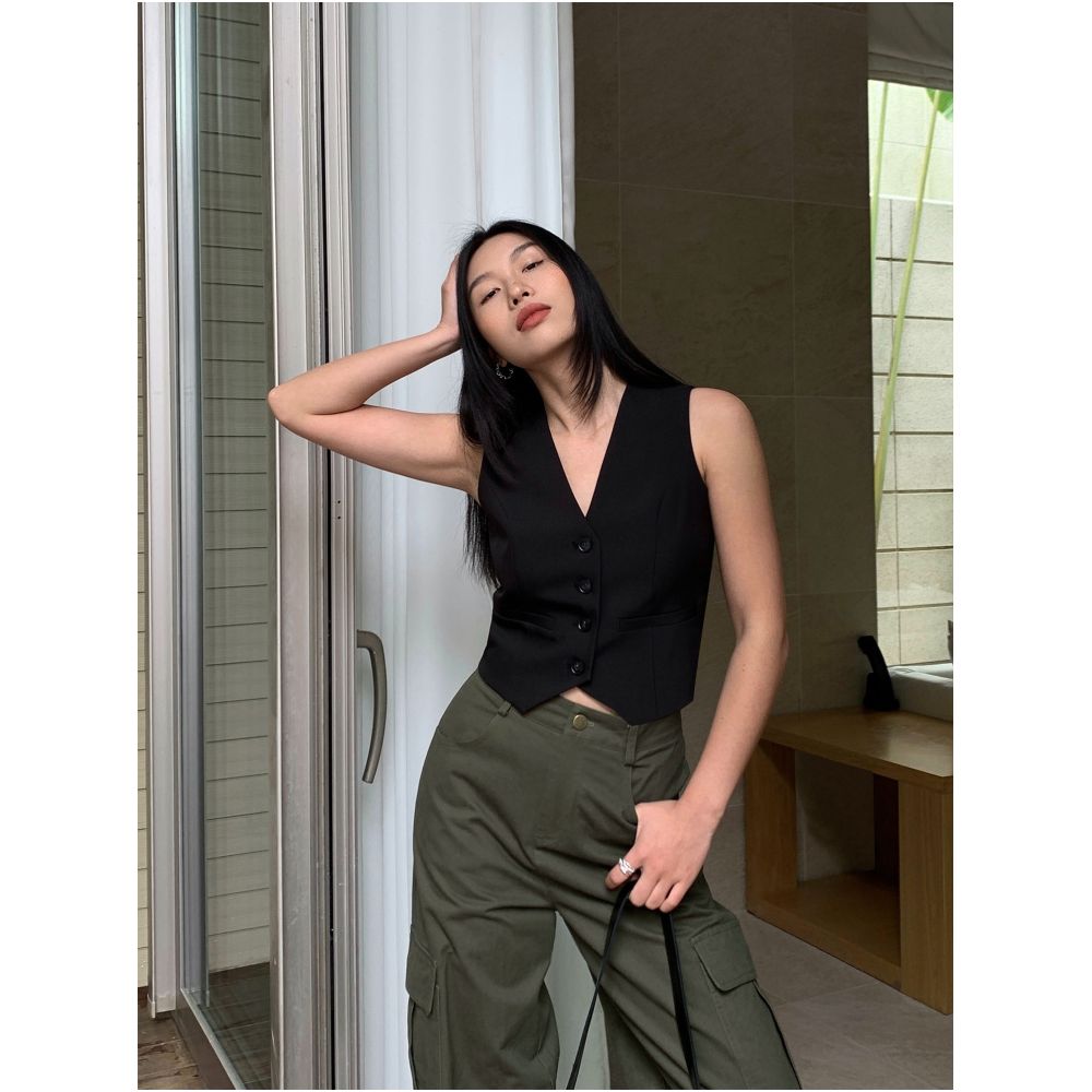 NEVA HU Black V neck Short Suit Vest Jacket Women s New Korean Style Sleeveless Mid length Vest Top image 1