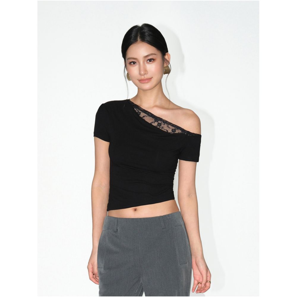ASAYA7286 – Grace Off-Shoulder Lace Top 🤍🖤