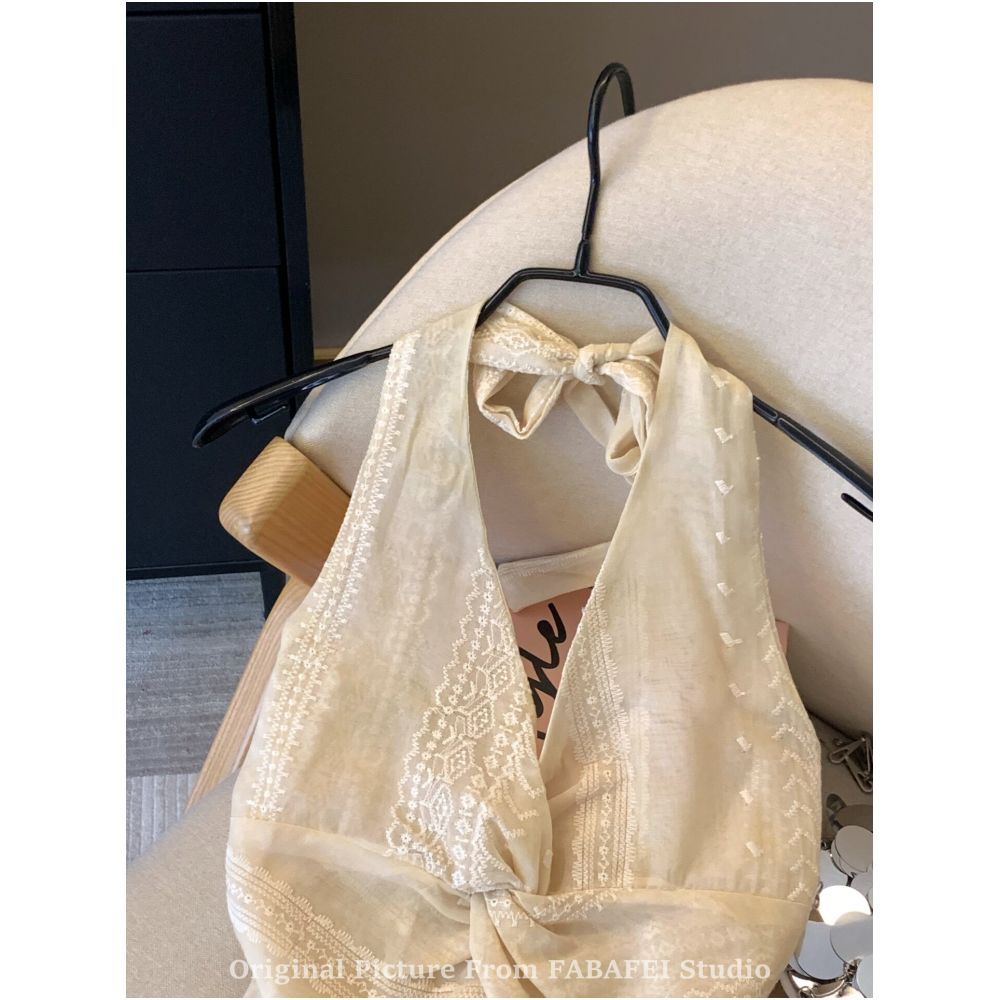 This must have item is a personal favorite A sexy summer new style V neck halter neck halter top with a cinched waist image 1