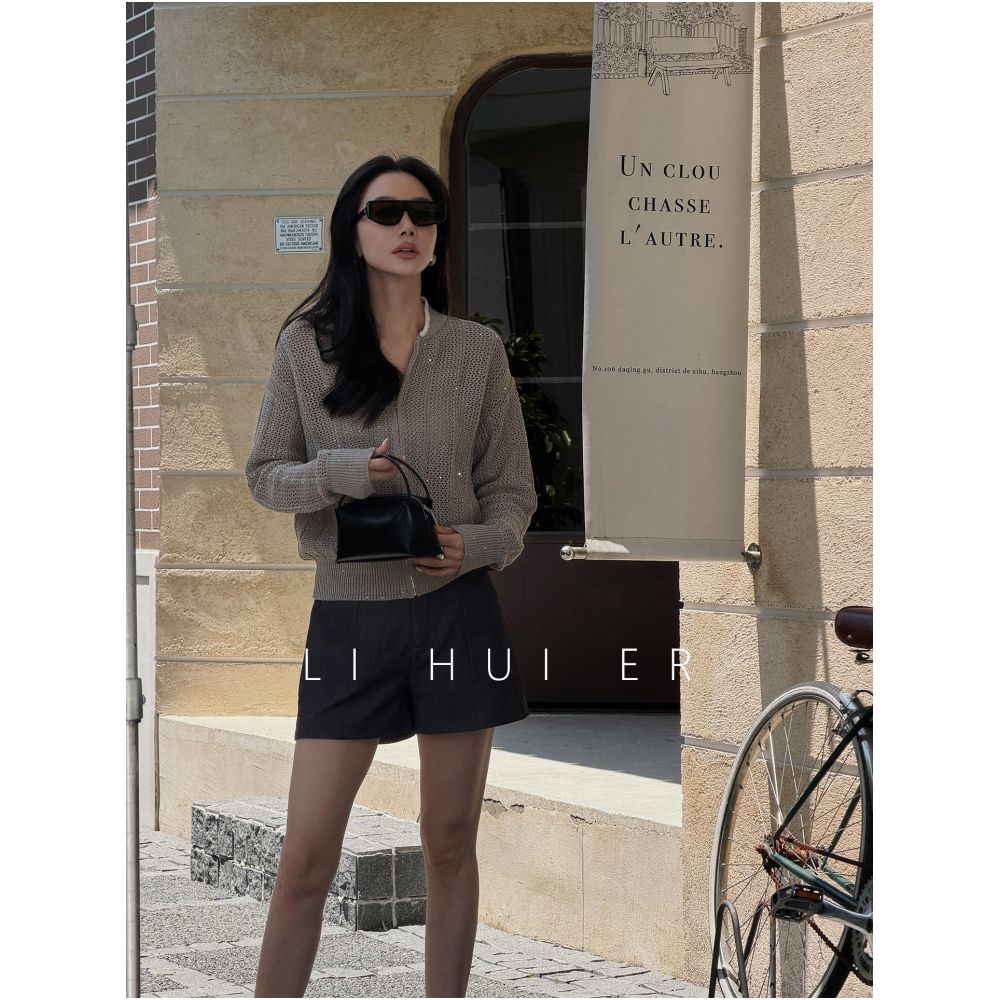 LiHuiEr Moon Steps Women s Summer Suit Gray Straight Leg Shorts Light Luxury Casual Versatile Design image 3