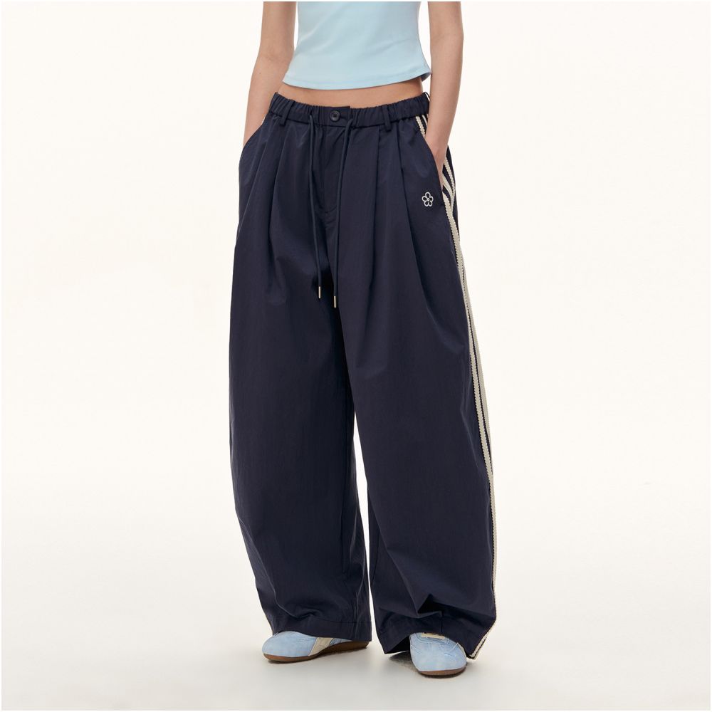 ASAYA7358 – Sport Luxe Wide-Leg Track Pants 💙🤍