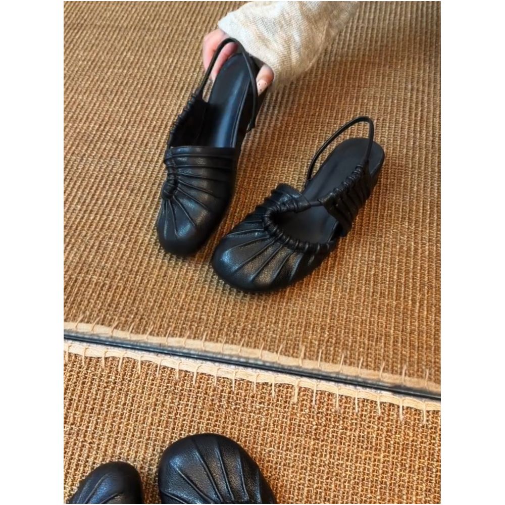 Sheepskin version French retro genuine leather pleated closed toe sandals for women casual comfortable hollowed out texture suitable for outdoor wear and commuting image 2