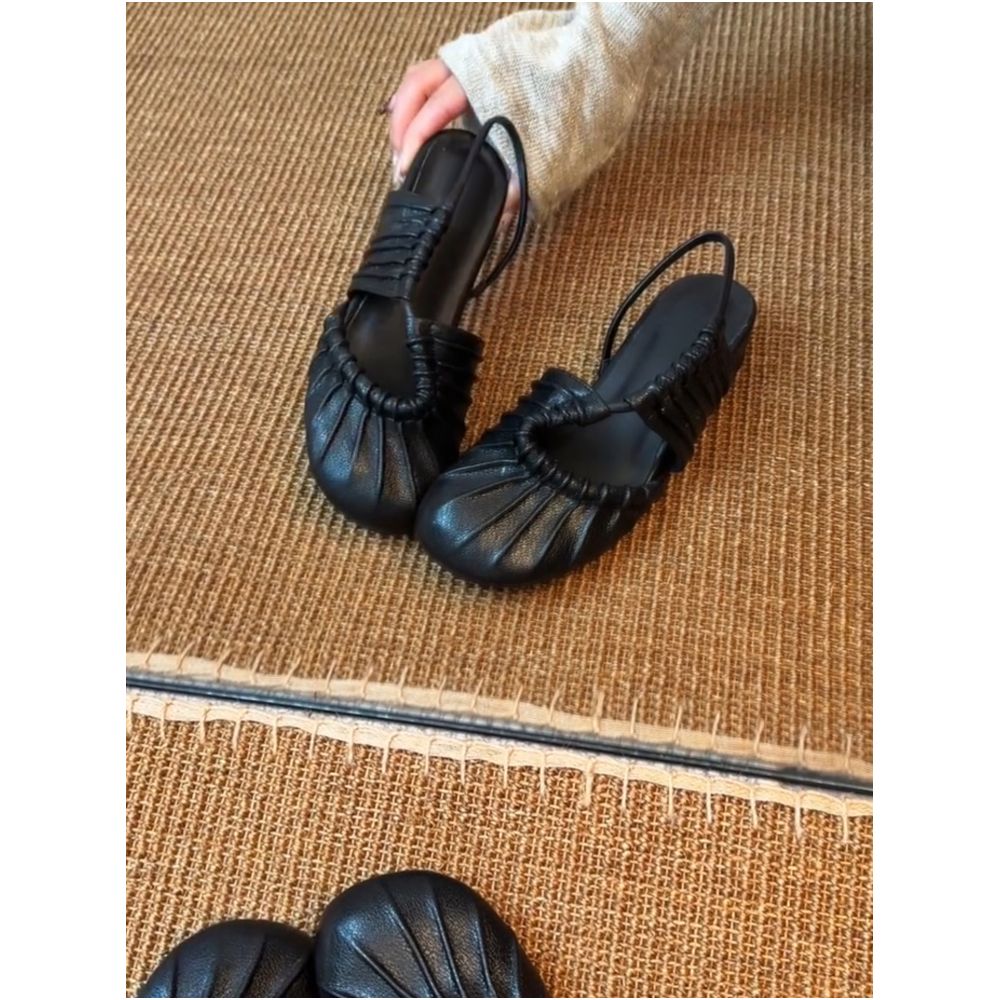 Sheepskin version French retro genuine leather pleated closed toe sandals for women casual comfortable hollowed out texture suitable for outdoor wear and commuting image 3