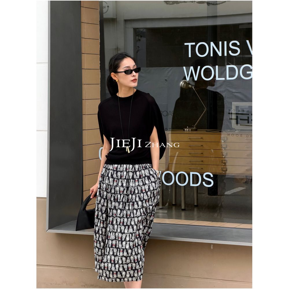 Zhang Qi JIEJI Cape style Short sleeved Top Round Neck Batwing Sweater Women s Summer Loose Short sleeved Thin T shirt image 3