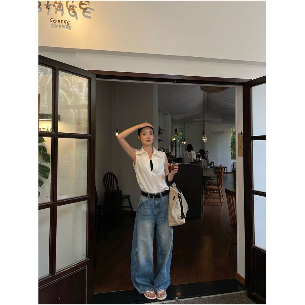 PURITY YH Niche Minimalist White Design with Deep V Neck Polo Collar Stylish and High End Sleeveless Vest for Women image 3