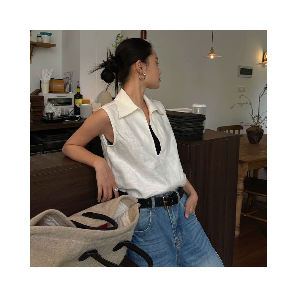 ASAYA7382 – Modern Muse Sleeveless Top 🤍☕