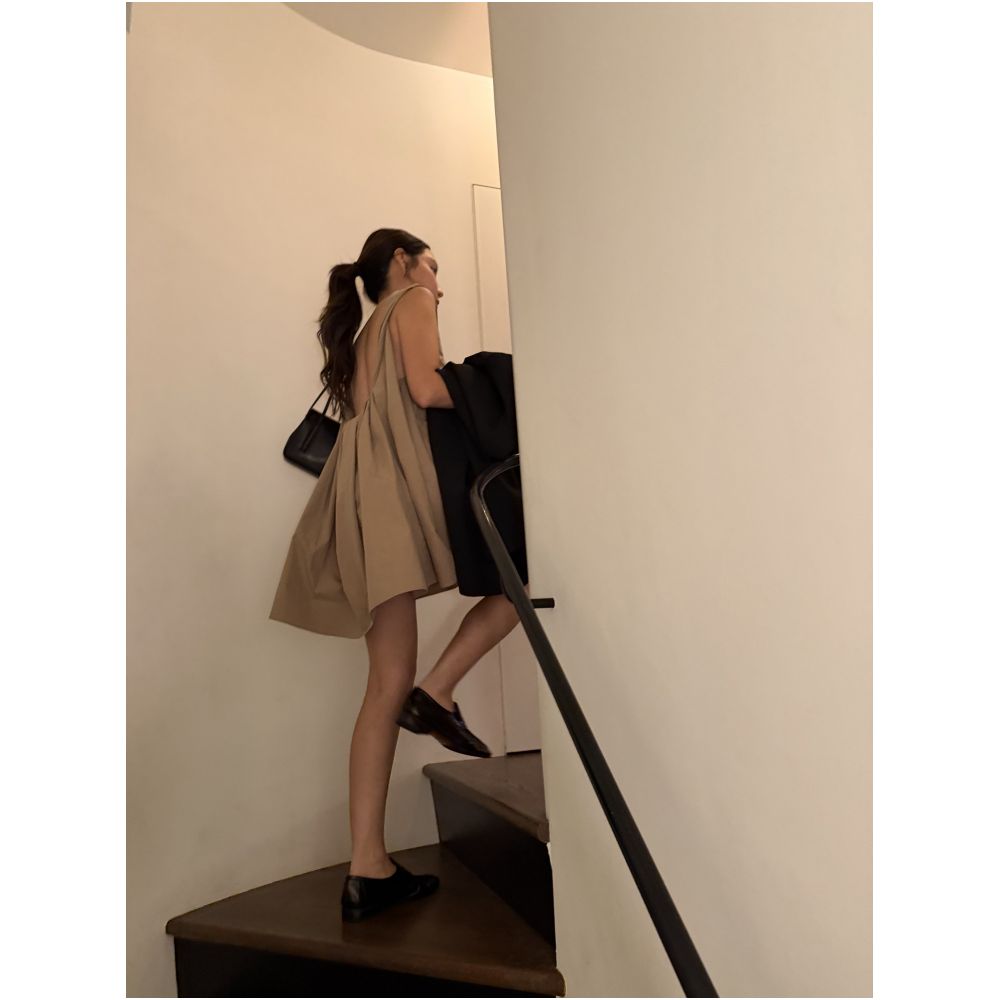 Shi Weiliang Backless Dress 26 Kendall Jenner Back View 100 Combed Cotton Slim Fit Large Backless Umbrella Skirt Doll Dress for Women image 0