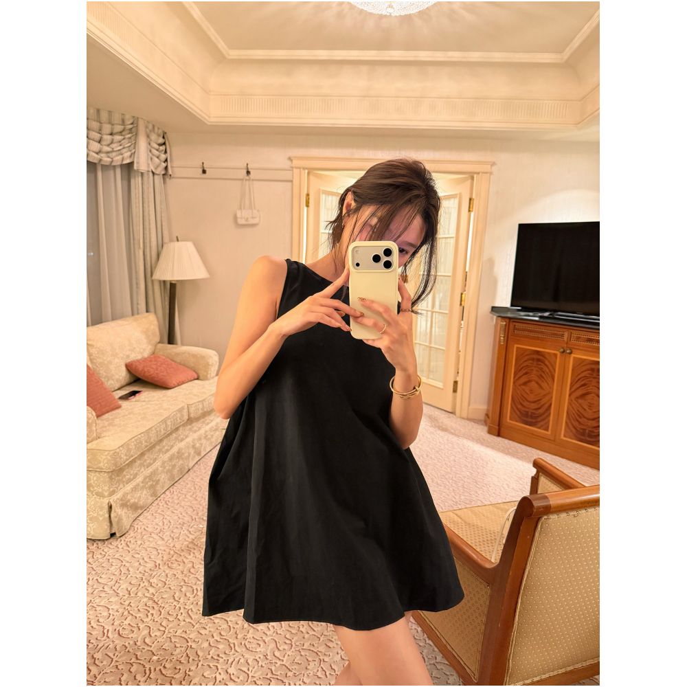 Shi Weiliang Backless Dress 26 Kendall Jenner Back View 100 Combed Cotton Slim Fit Large Backless Umbrella Skirt Doll Dress for Women image 4