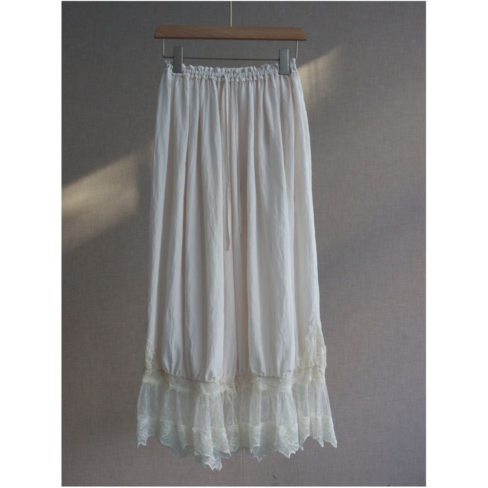 ASAYA7440 – Parisian Lace Bloom Pants 🤍🕊️