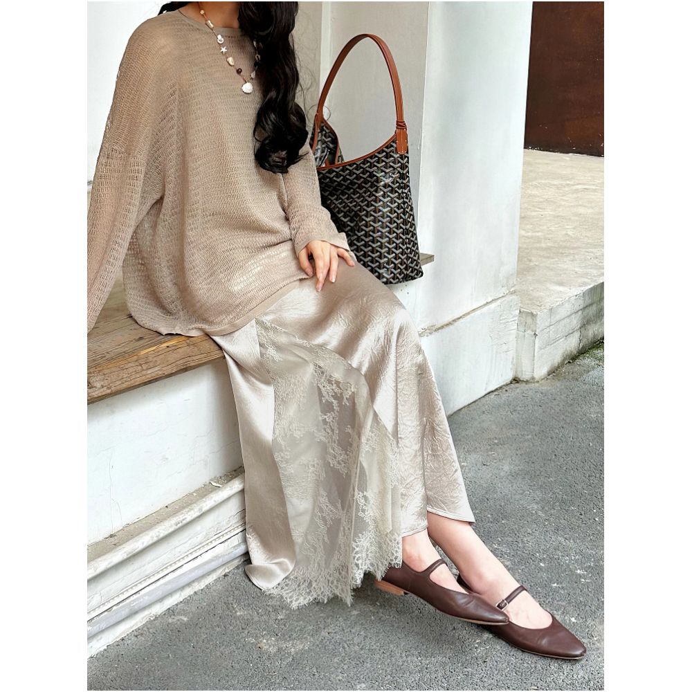 Clearance Sale 40 Off No Returns or Exchanges for Non Quality Issues Pearl Acetate Satin Lace Trimmed Fishtail Skirt image 1