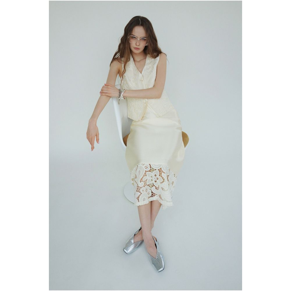 Clearance Sale 40 Off No Returns or Exchanges for Non Quality Issues Elegant Chinese Style Light Luxury Set with Intricate Hollow Out Embroidery image 1