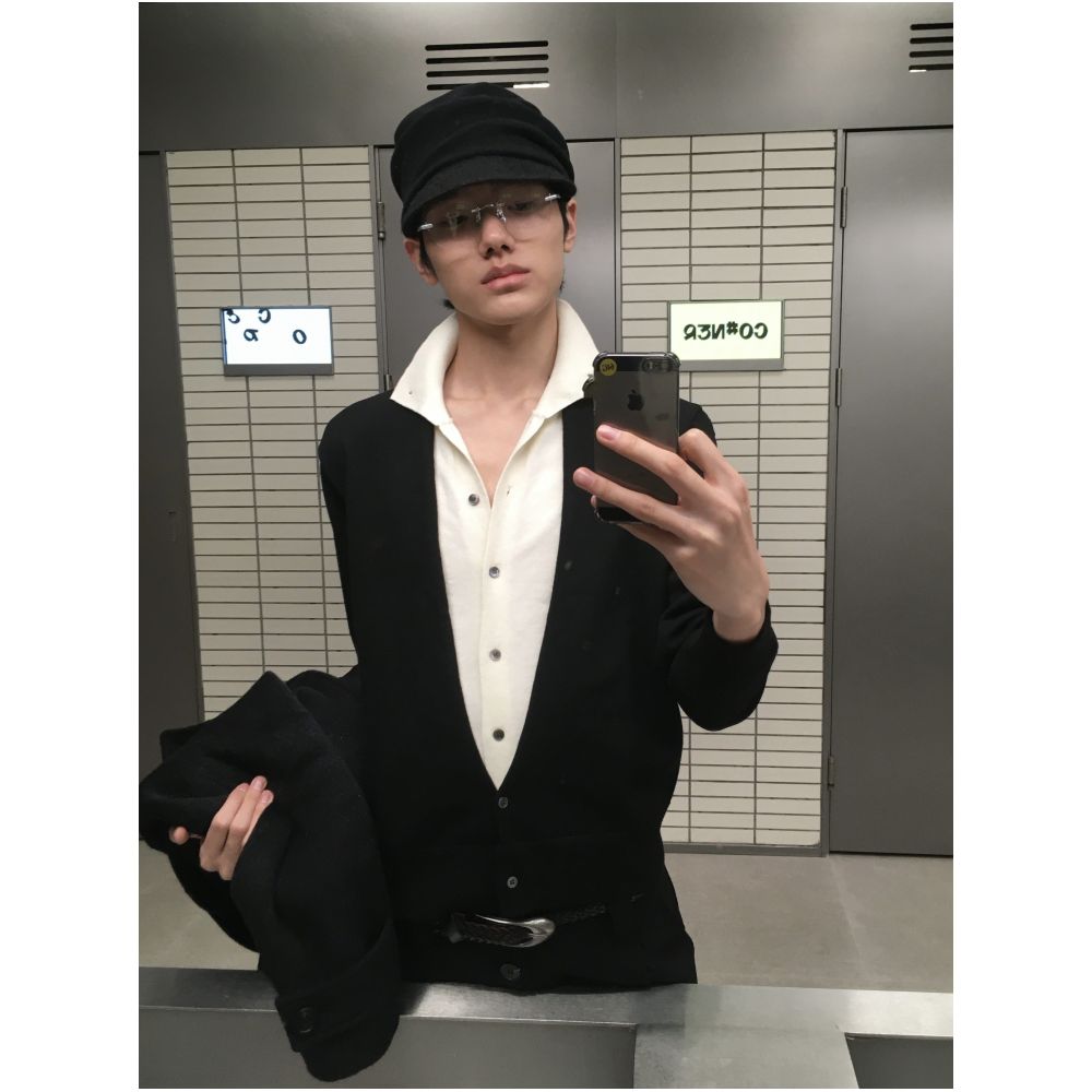 Xanvas two piece multi style turtleneck wool cardigan with color blocking old money style clean fit suitable for commuting image 0