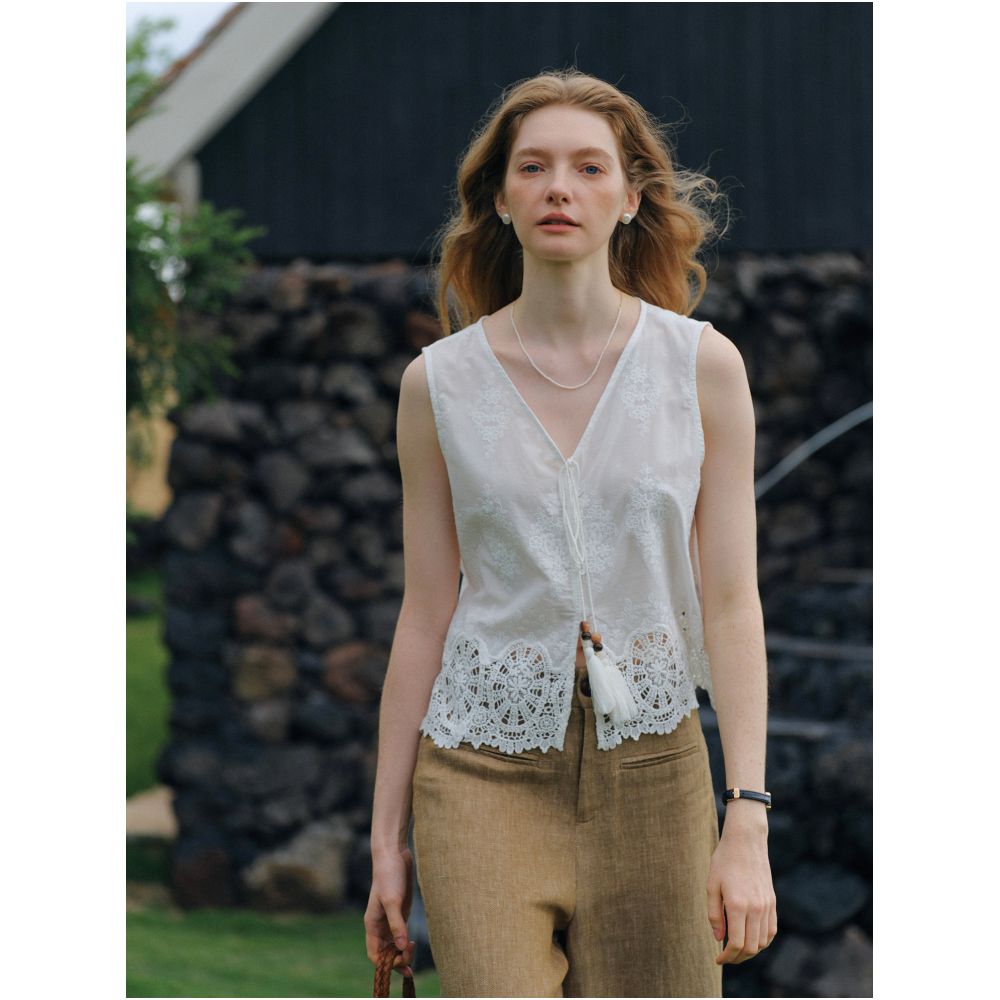 Clean Sense Floral Embroidery Tassel Beaded Tie Waist Sleeveless Top Perfect for Summer Cooling Outfits image 1