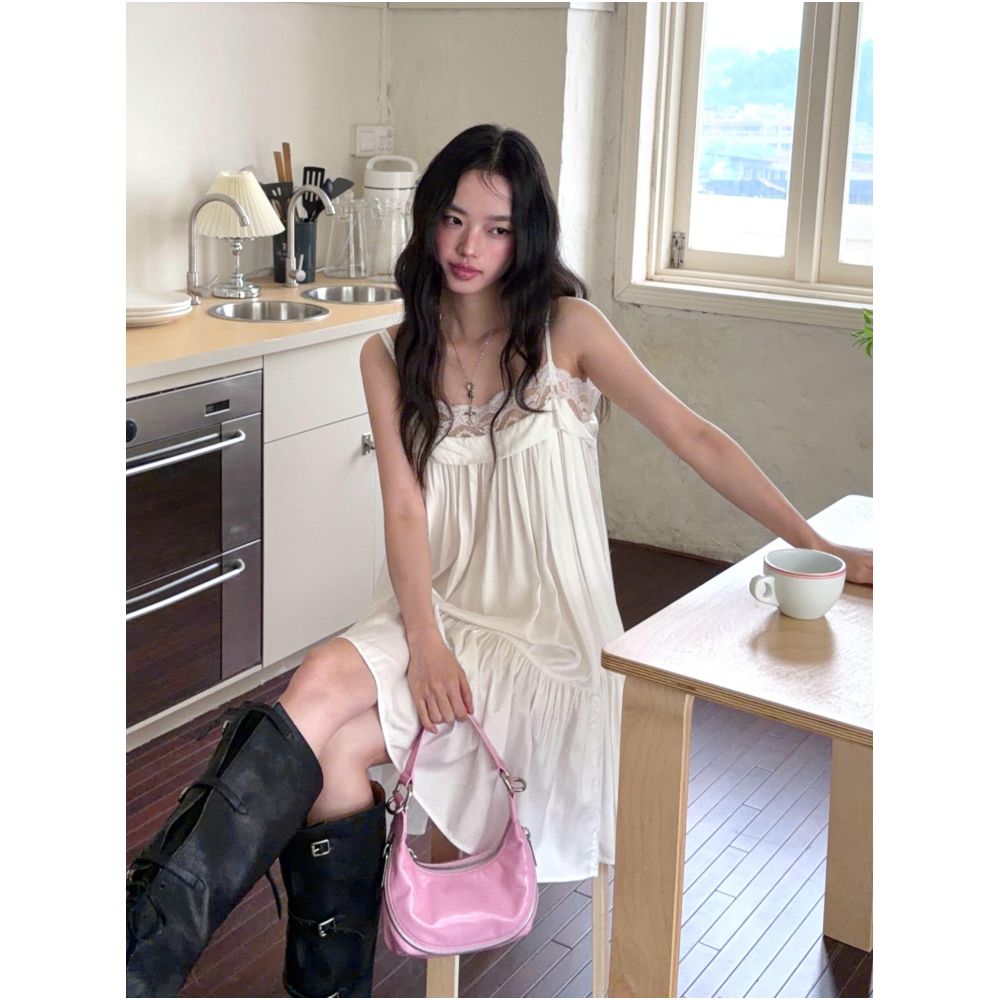 Turn up Chen Tuier Light colored Freesia Korean Style Loose Lace Suspender Dress Versatile Mid length Dress image 1