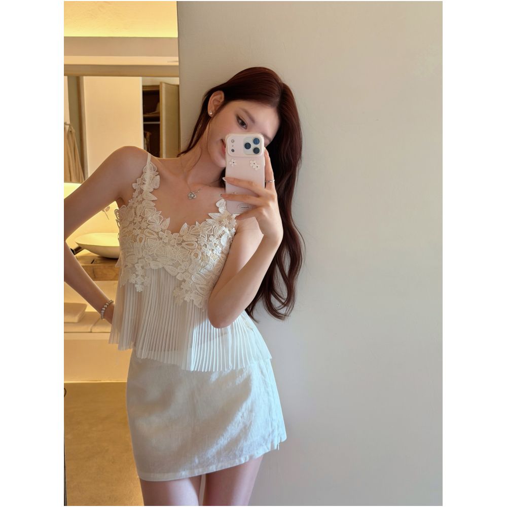 ASAYA7836 – Ivory Blossom Pleated Lace Top 🤍🌿