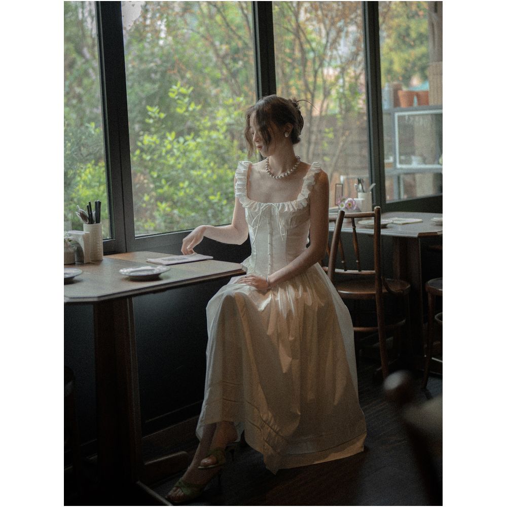 Texture Si Custom Elegant Slim Fit French Square Neck Lace Trim Dress with Full Skirt image 1