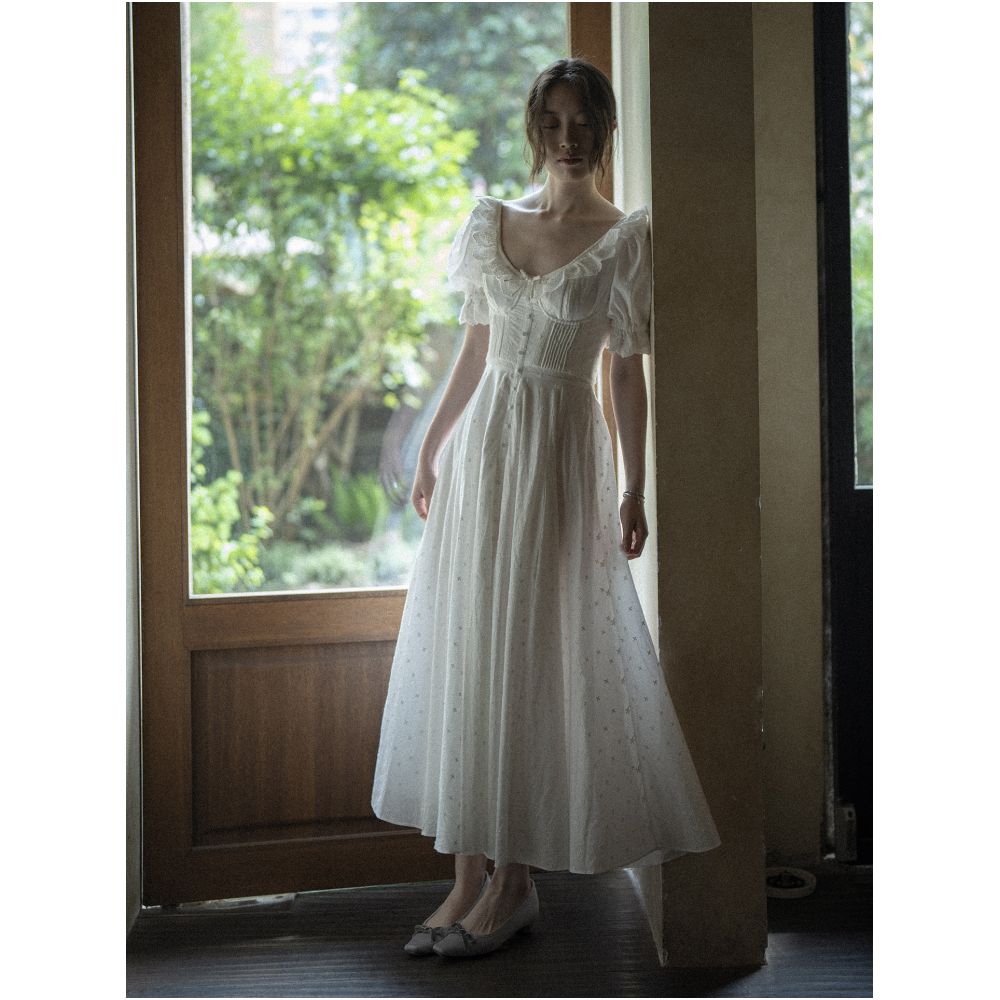 Texture Si custom designed French style elegant puff sleeved waist cinching slimming herringbone embroidered dress image 0