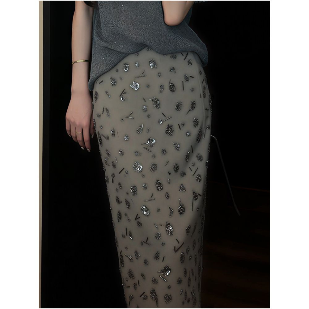 2026 Summer New Arrival Heavy Duty Rhinestone Design Midi Skirt for Women French Elegance and Refined Heiress Style Straight Midi Skirt image 1
