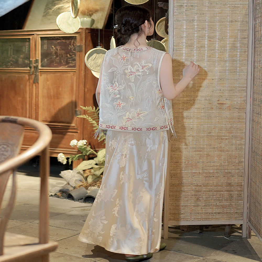 Fusu New Chinese style mulberry silk national style vest women 2025 summer new retro high end fairy women image 5