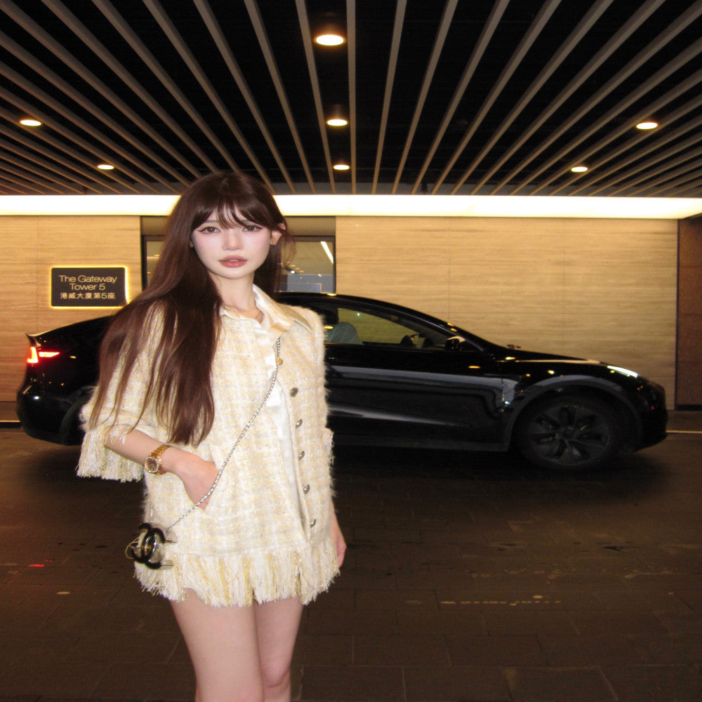 In stock CHICYOU original five quarter sleeve yellow tassel Xiaoxiang temperament round neck jacket top for women image 2