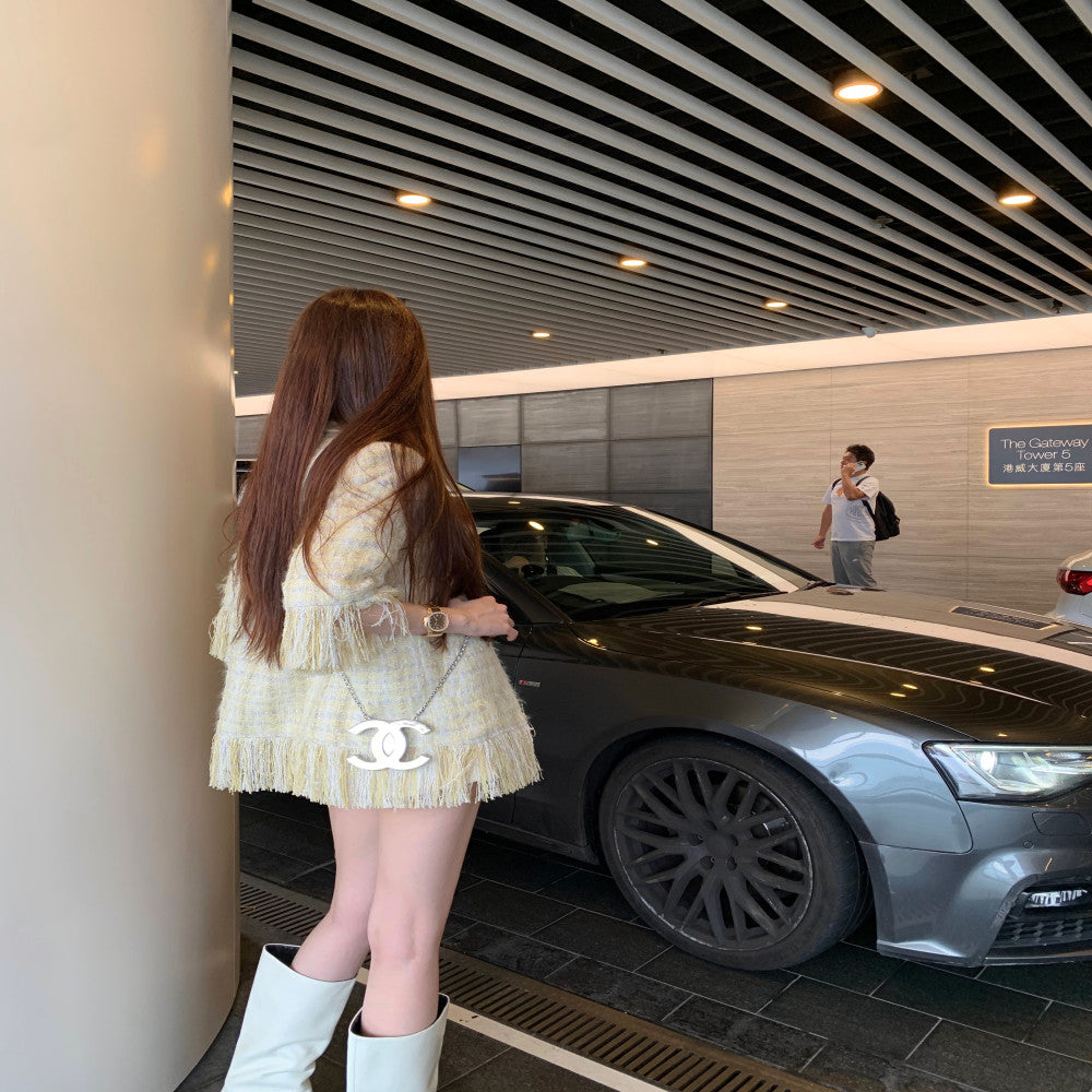 In stock CHICYOU original five quarter sleeve yellow tassel Xiaoxiang temperament round neck jacket top for women image 4