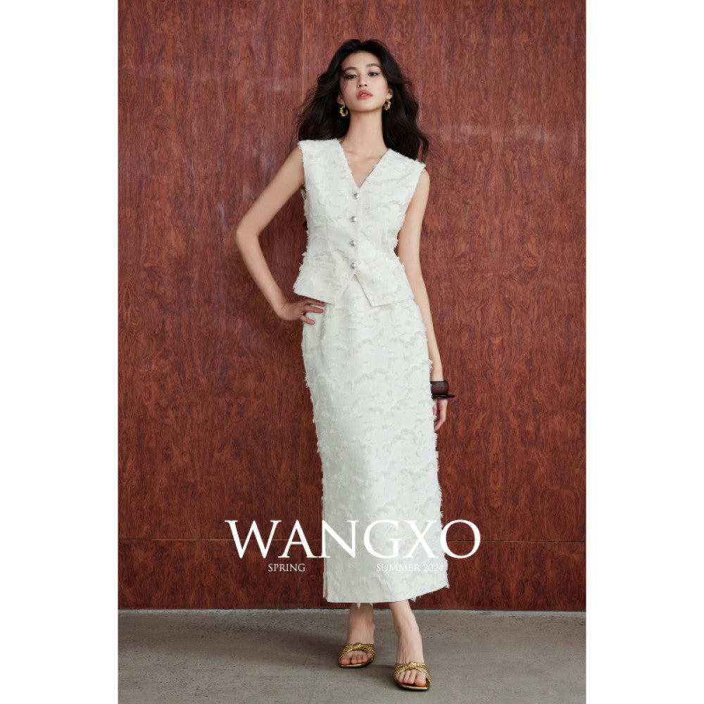 WANGXO Tassel brushed jacquard texture Reshaping Eastern aesthetics V neck vest high waisted half skirt set image 17