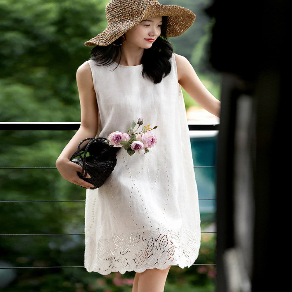 Fanfan s self made flash holiday heavy industry hollow embroidery linen straight tube A line vest looks slim sleeveless dress image 2