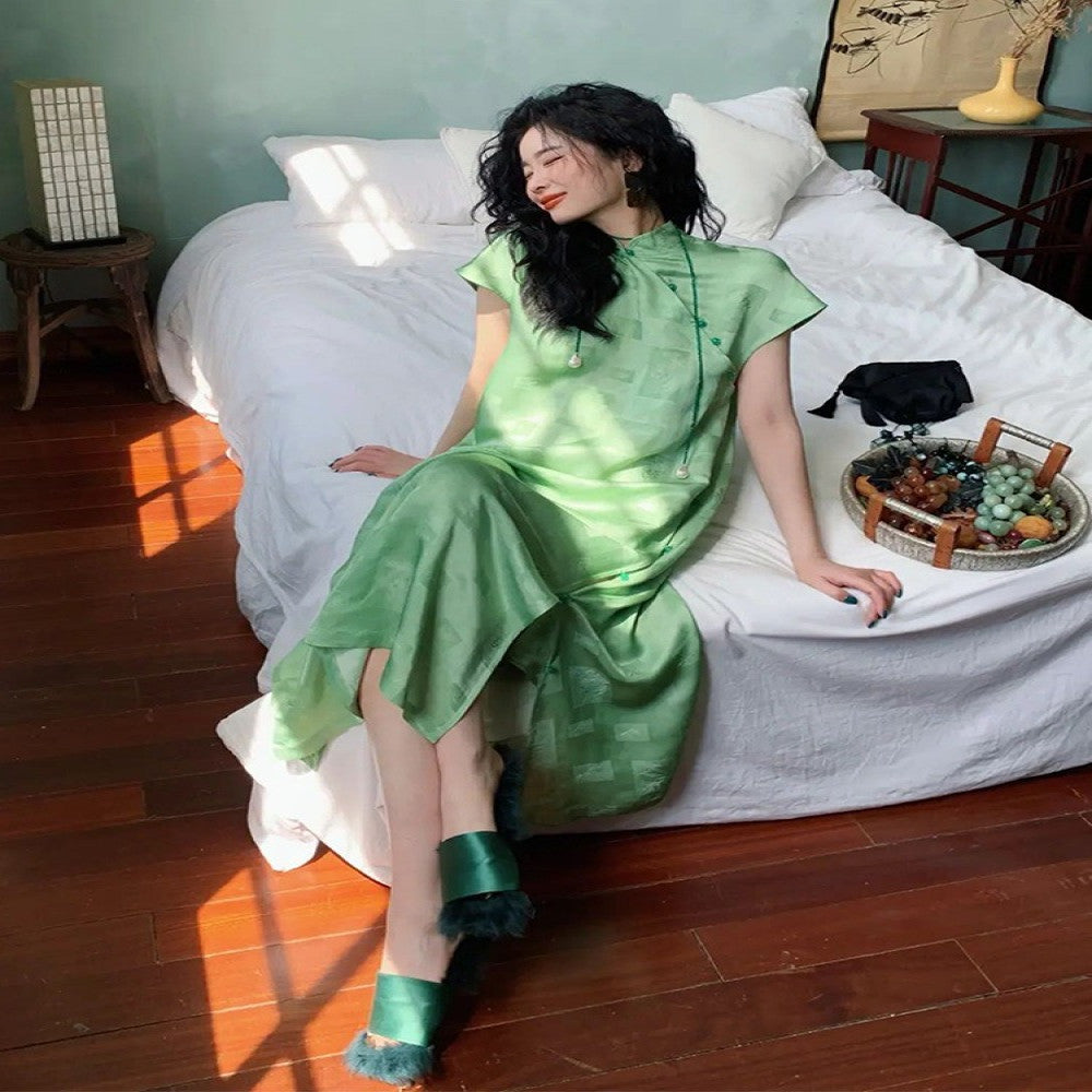 Morning Robe Female Bride Improved Loose Cheongsam 2025 New Chinese Style Green Dress Summer Zen Tea Dress image 2