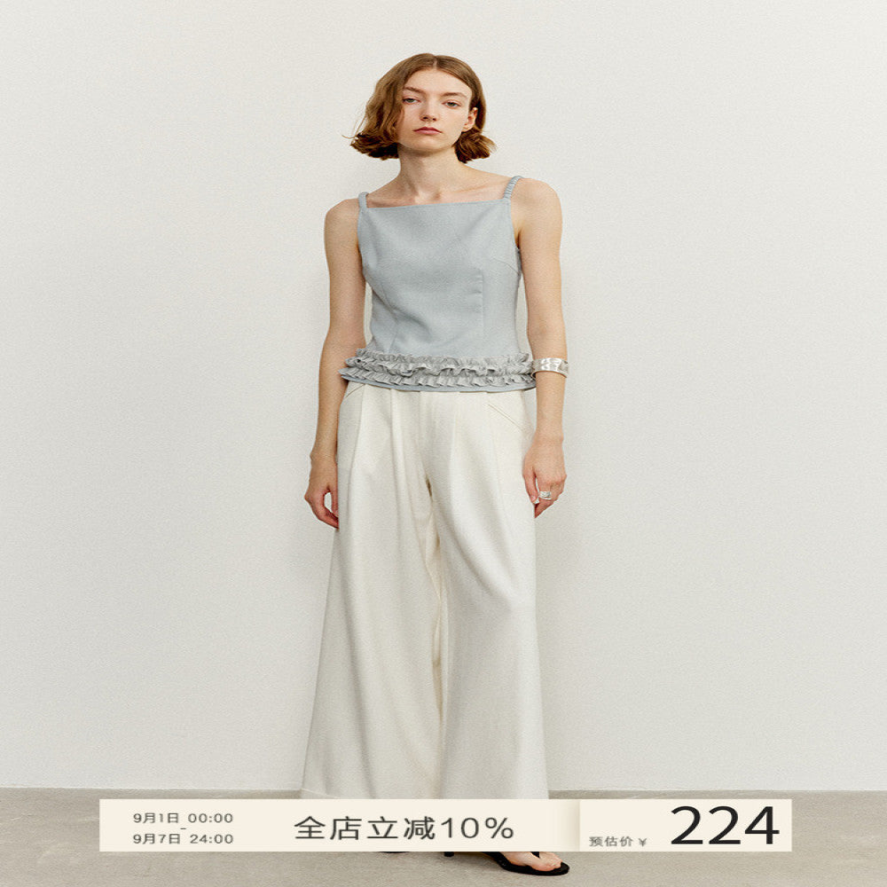 Someone sometimes wears a blue camisole vest with a straight collar and a simple wooden ear for women image 0