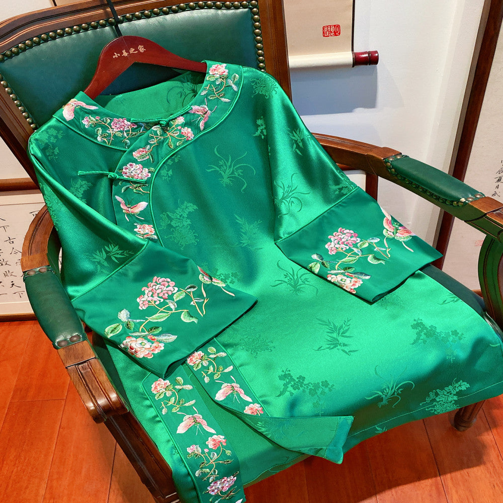 Xiaoshan Home Green New Chinese Style Retro Acetic Acid Embroidered Round Collar Side lapel Mid length Coat Women s Top image 4