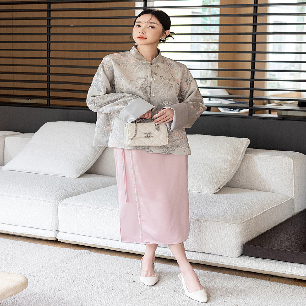 Chinese woven brocade Tang style top women s spring and autumn clothing design sense stand collar new Chinese style buckle short loose jacket image 4