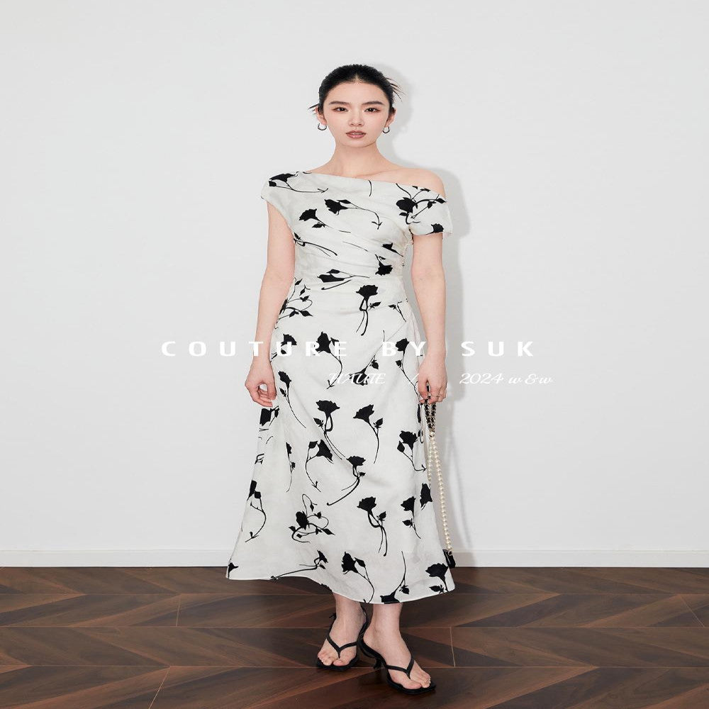 SUK beautiful lady 2025 New French Printed Long Dress Summer White Slanted Shoulder Style Dress for Women image 0