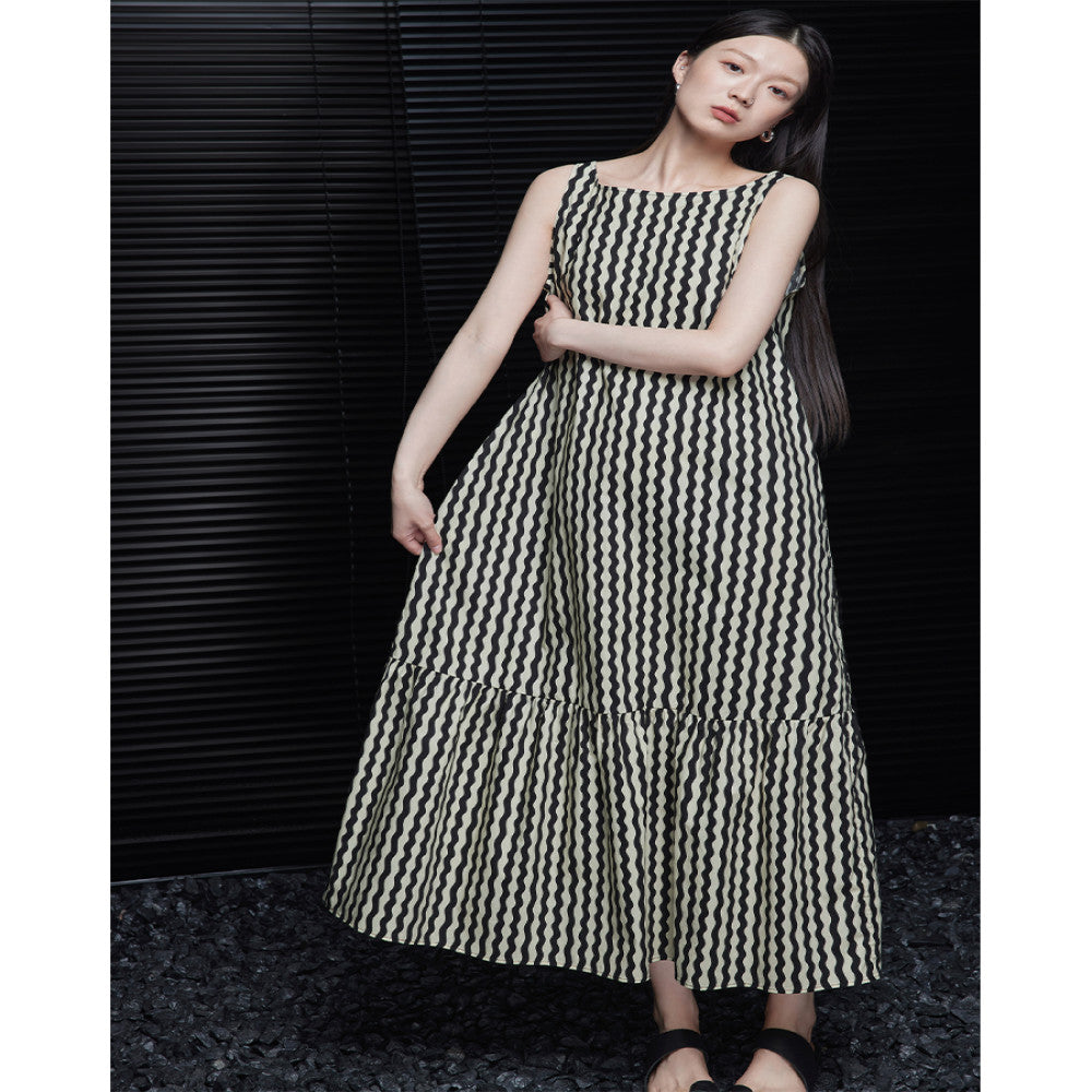 Moment striped dress for women 2024 summer new style high end and exquisite super good looking niche design slimming off image 2
