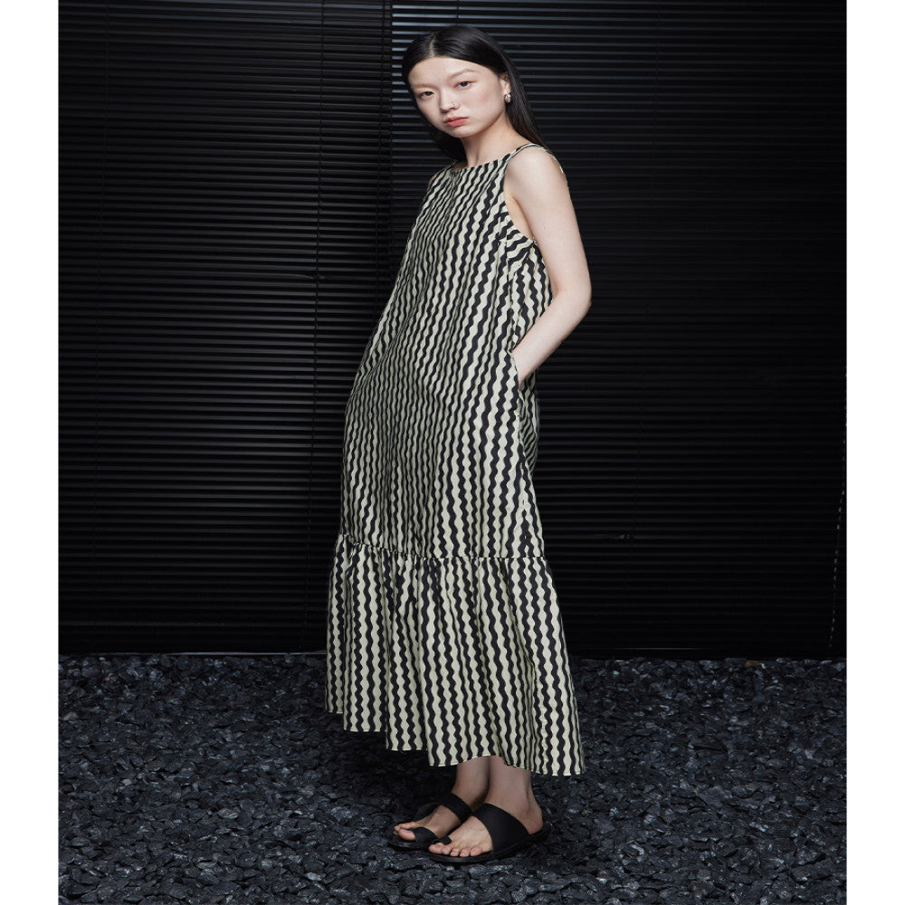 Moment striped dress for women 2024 summer new style high end and exquisite super good looking niche design slimming off image 3