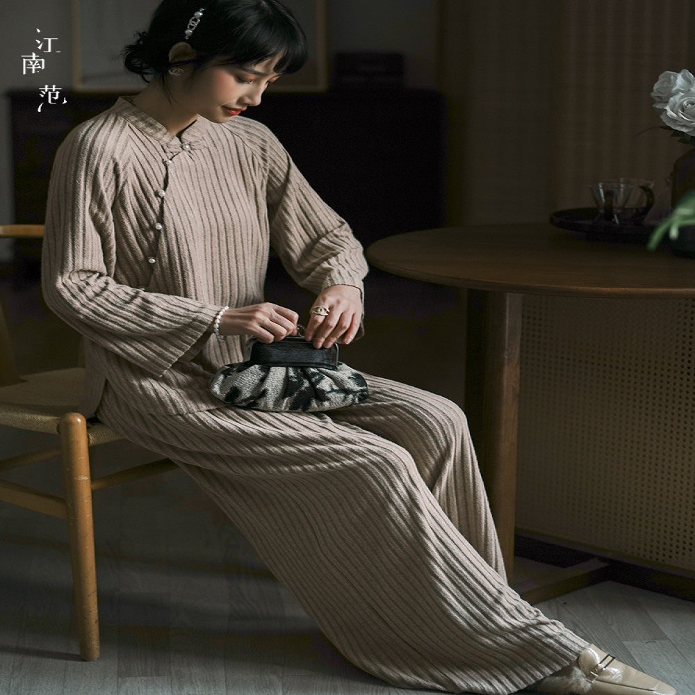 Jiangnan style new Chinese style vertical stripe knitted improved Tang style top 2024 autumn diagonal collar retro young style versatile image 5