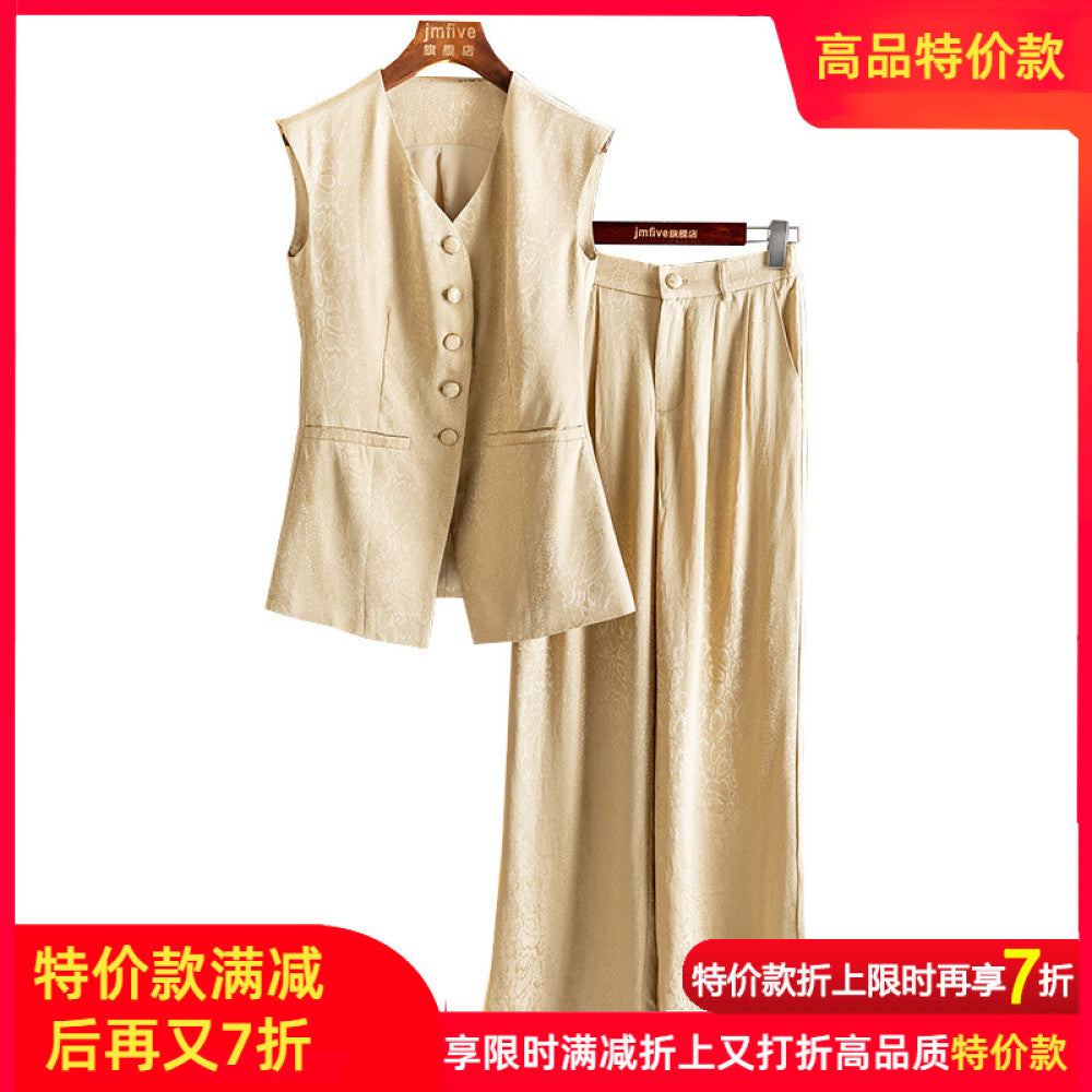 White temperament mulberry silk vest women s 2025 summer new product western style age reducing chic casual wide leg pants two piece set image 20