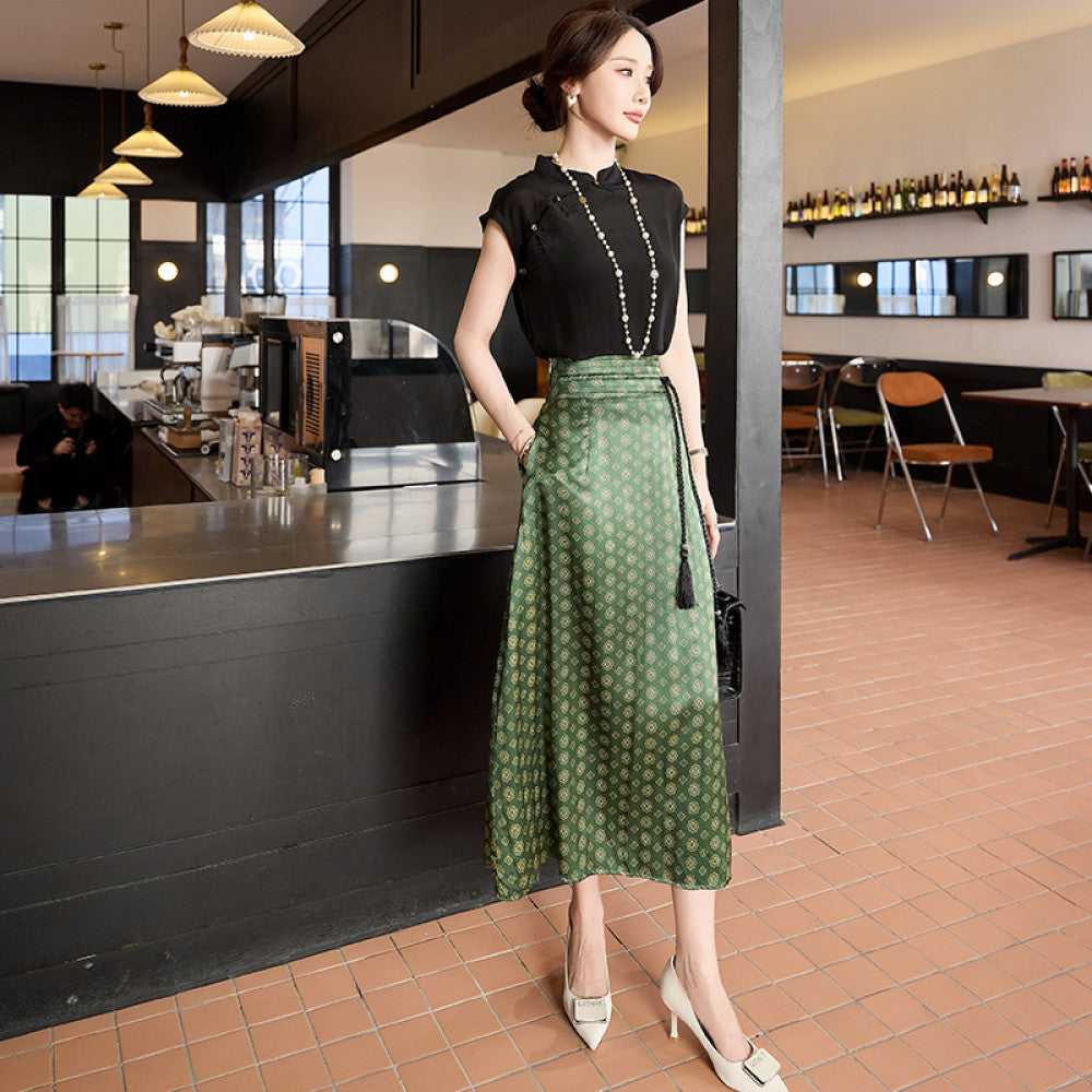 Spring and Autumn New Heavy duty Silk Half length Skirt for Women New Chinese Retro Improved Cheongsam High end Silk Slimming Medium length Skirt image 7