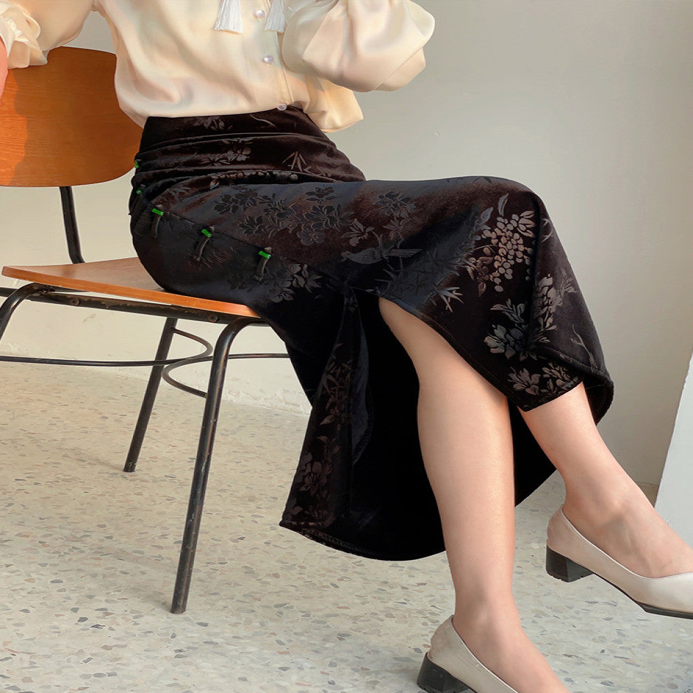 Black Jacquard Half length Skirt for Women Spring and Autumn 2025 New Style Chinese Style Women s Wear Plate Buckle Open Fork Hip Wrapping Skirt image 1