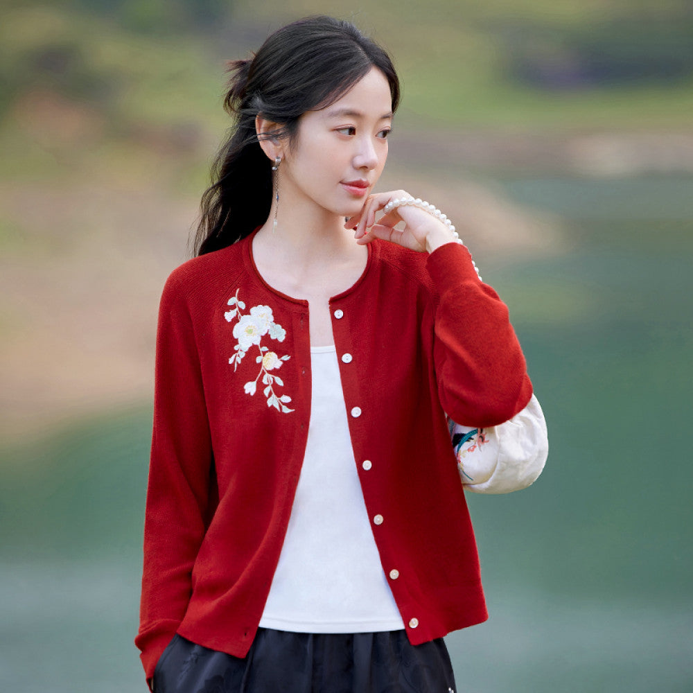 Flower making wild flower slanted white original Chinese style embroidered sweater women s new casual knitted cardigan top spring image 7