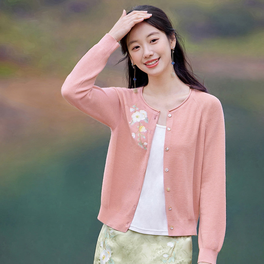 Flower making wild flower slanted white original Chinese style embroidered sweater women s new casual knitted cardigan top spring image 21