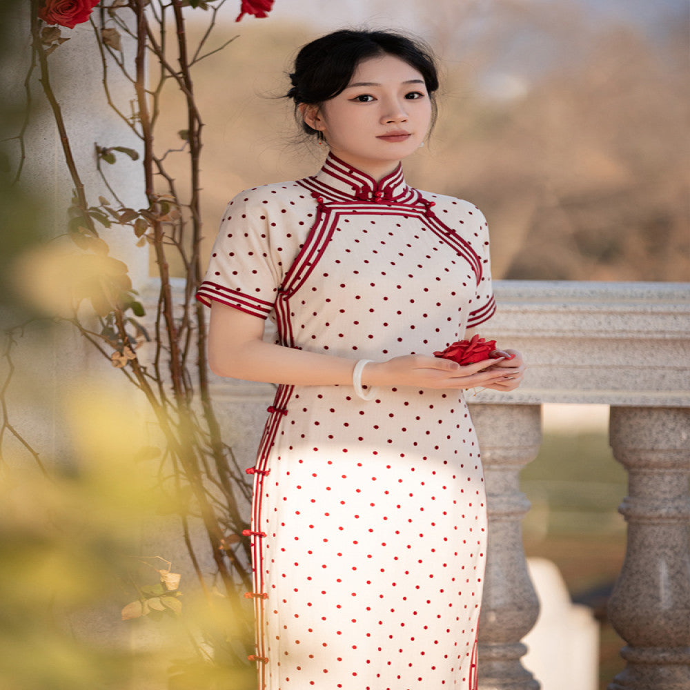 Qingdou Fuxia ancient cheongsam double breasted heavy duty false high slit 30s dragging retro beautiful Republic of China lady image 4